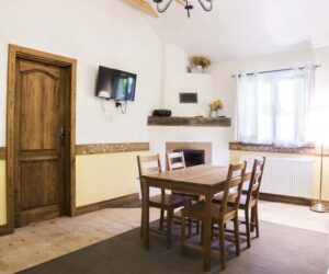 Domek Premium osobowy z kominkiem